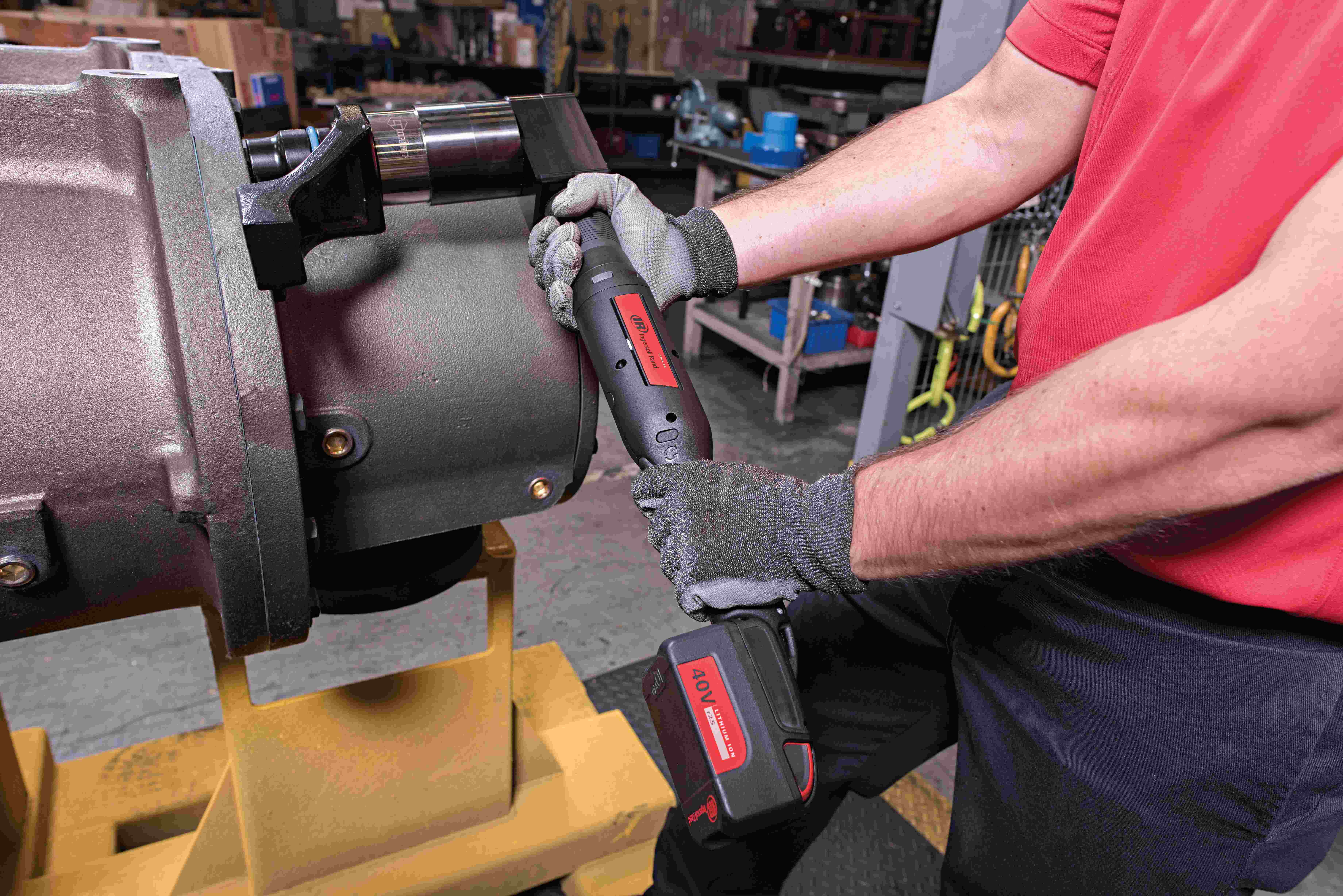 PTL-Zh-Industry-Photo-light-vehicle-manufacturing-V2